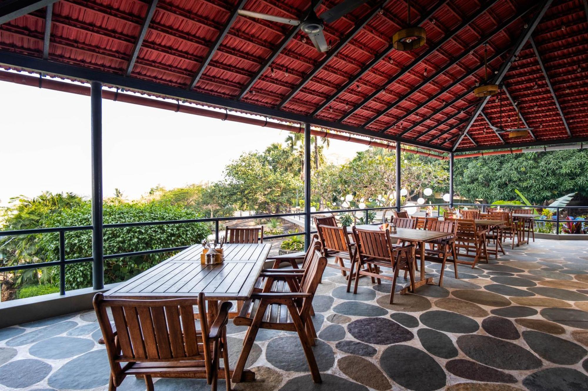 The Lighthouse - Formerly Known As Utan Sea Resort Thane Extérieur photo