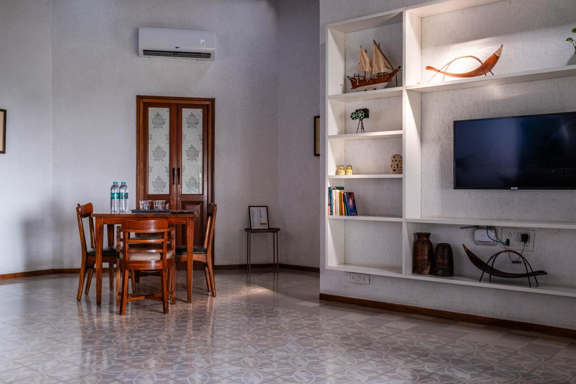 The Lighthouse - Formerly Known As Utan Sea Resort Thane Chambre photo